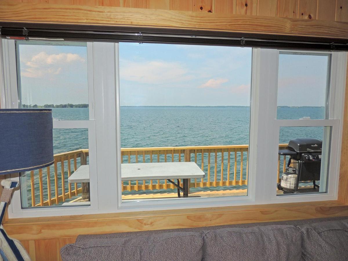 Angel Rock Waterfront Cottages Cape Vincent Exteriör bild