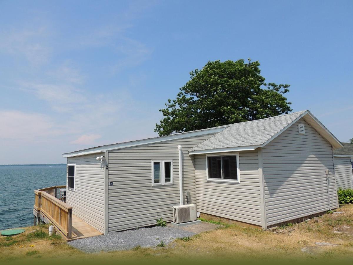 Angel Rock Waterfront Cottages Cape Vincent Exteriör bild