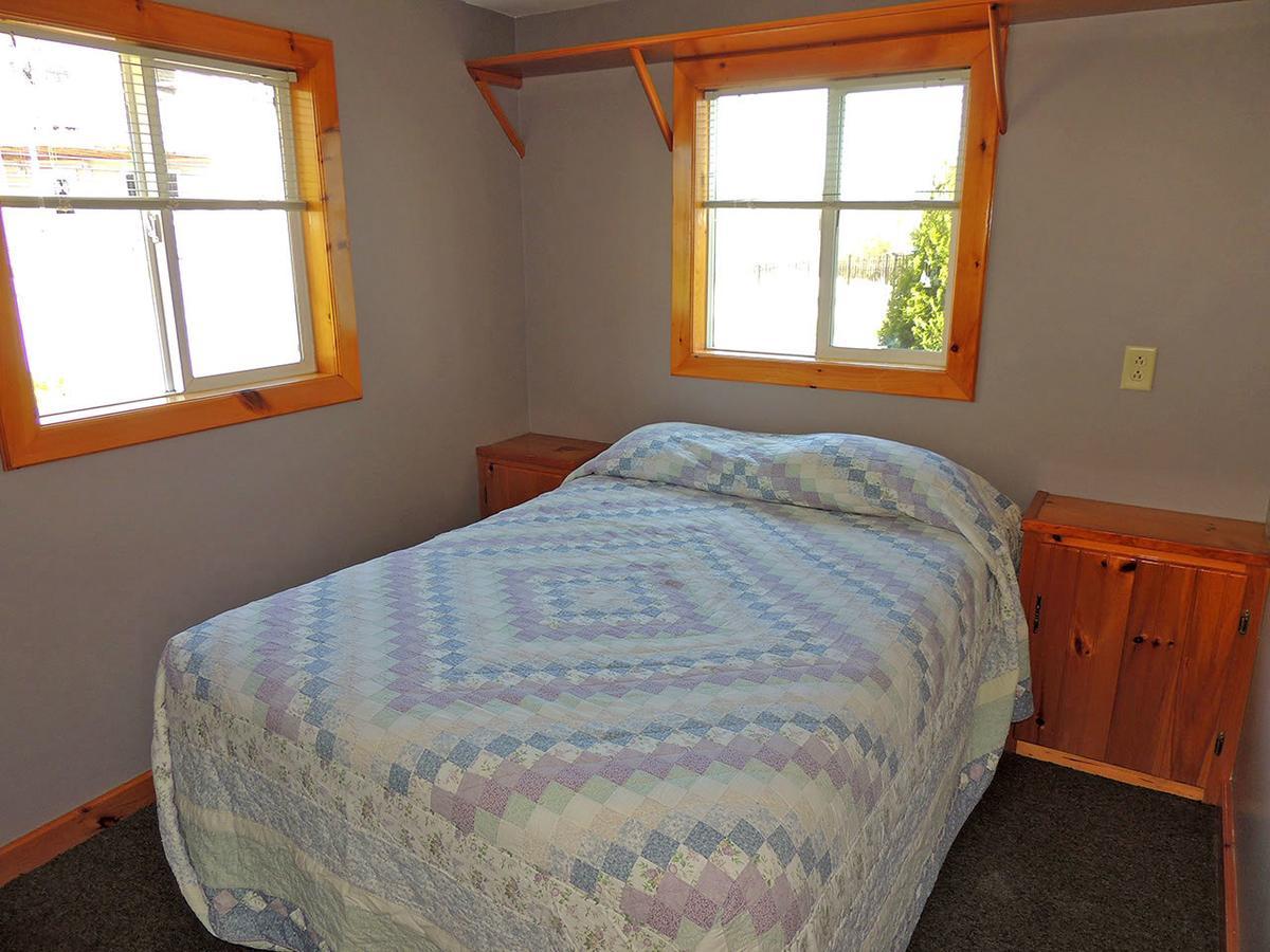 Angel Rock Waterfront Cottages Cape Vincent Exteriör bild